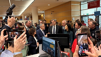 Prominenter Besuch am Stand vom Mittelstand-Digital Zentrum Handwerk 