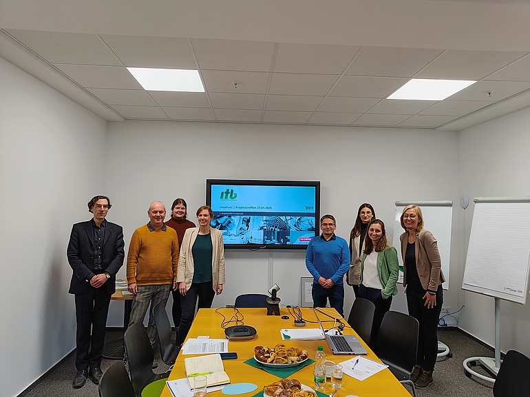 Das Projektteam beim ersten Projekttreffen in Karlsruhe